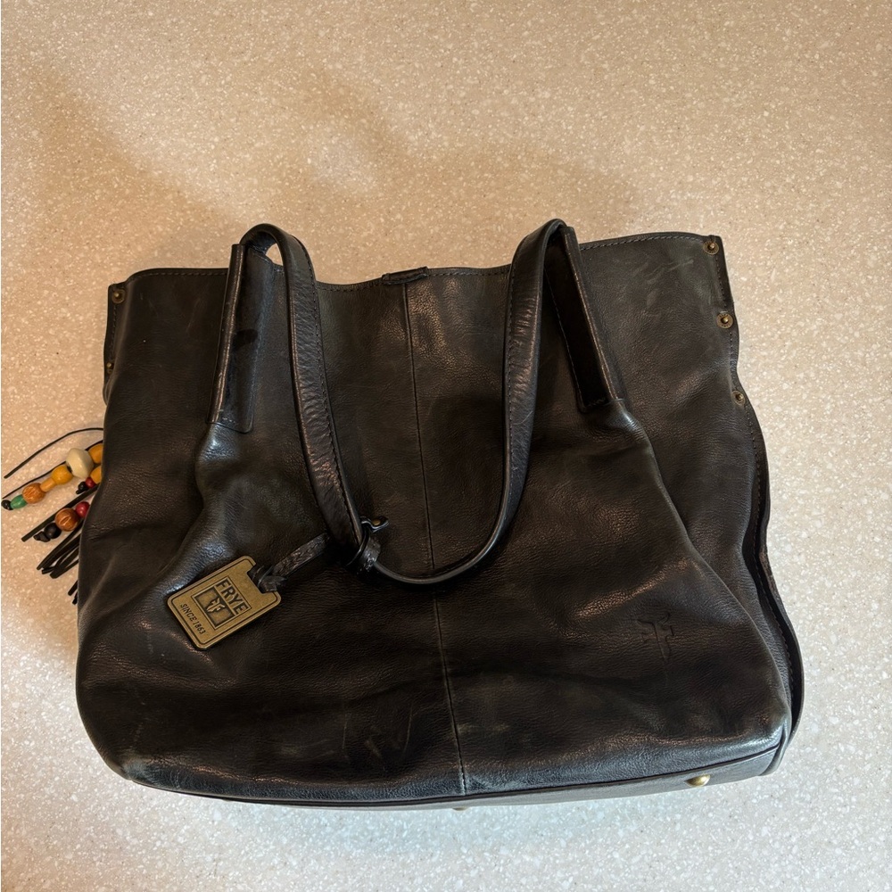Frye Black Leather Tote with Casual Slouchy Design